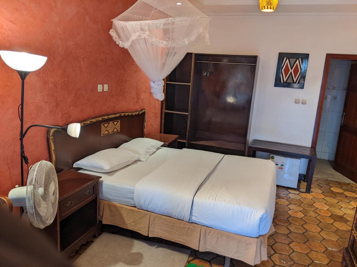 Inside Afrika Boutique Hotel Кигали Екстериор снимка