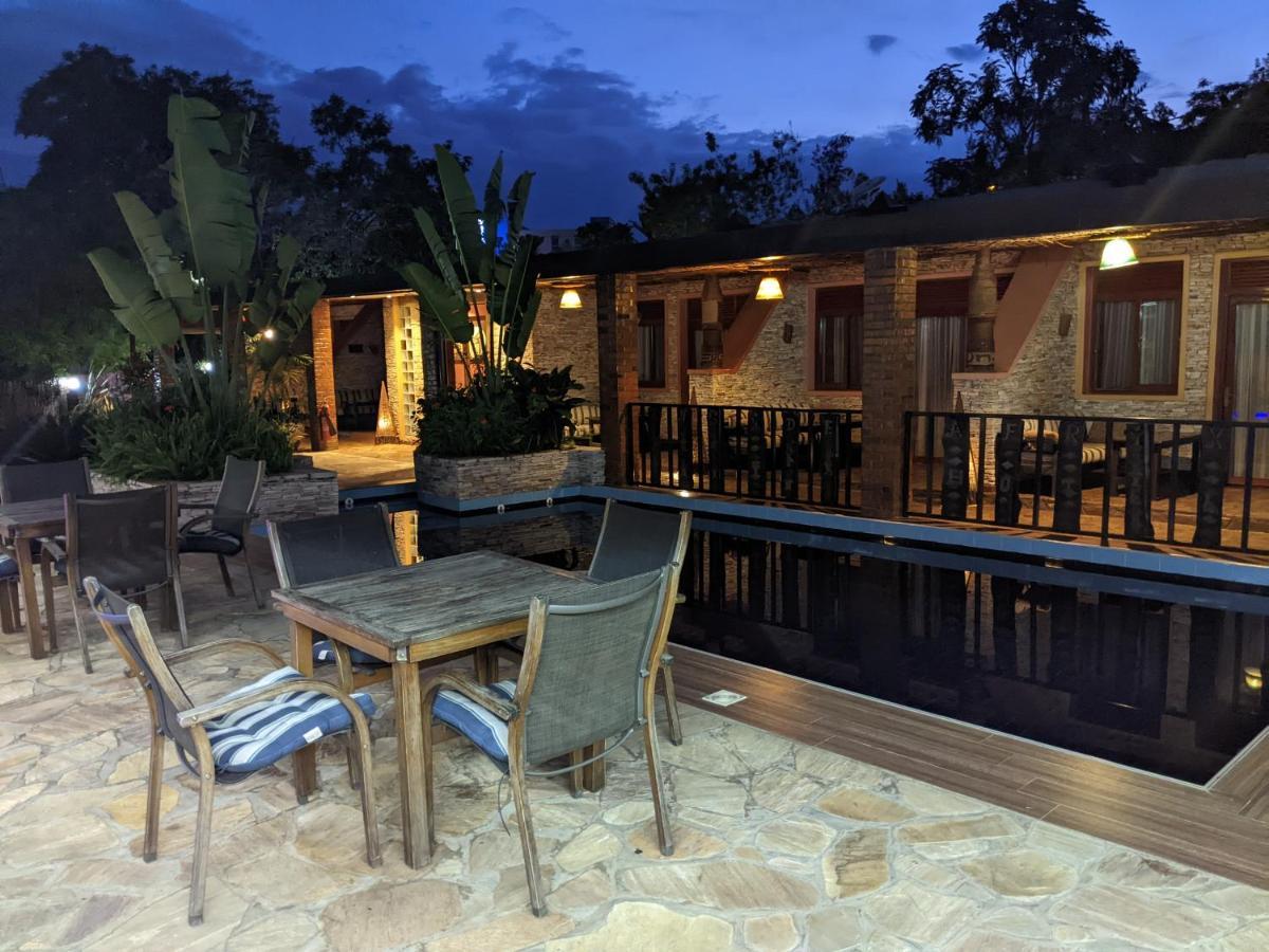 Inside Afrika Boutique Hotel Кигали Екстериор снимка
